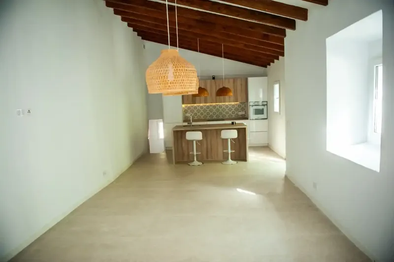Se alquila para vivienda habitual, magnífico chalet unifamiliar de 150 m² con una terraza de 235m² y una parcela con frutales de 1.200 m², u — photo 9