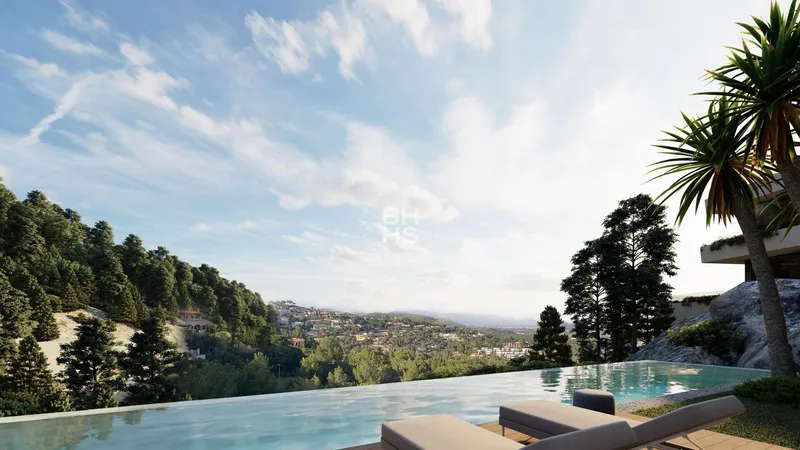 Single-family plot for sale in Son Vida — photo 3