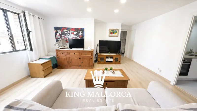 Seafront Apartment with 4 Bedrooms, 1 Bathroom (Possibility of 2), Terrace, Rooftop, 123 m² – Sa Ràpita, Mallorca — photo 1