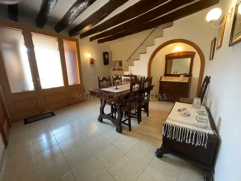 Discover the authentic Mallorcan charm with this village house in Pollença, located in a privileged location next to the iconic Pont Roma — photo 2