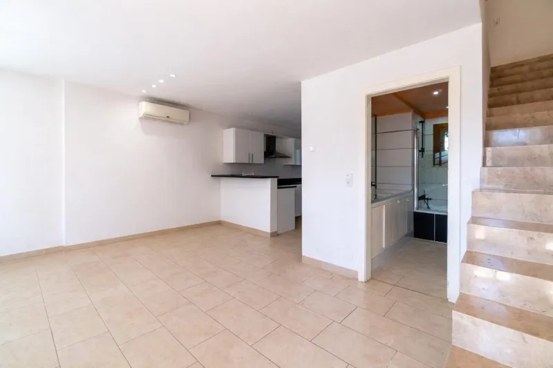 Renovated townhouse in Portals Nous — photo 4