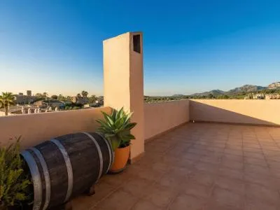 Duplex townhouse in Calvià with terrace and garage — photo 3