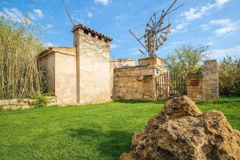 Rural or Farmhouse in sa Pobla, Province of Balearic Islands — photo 4