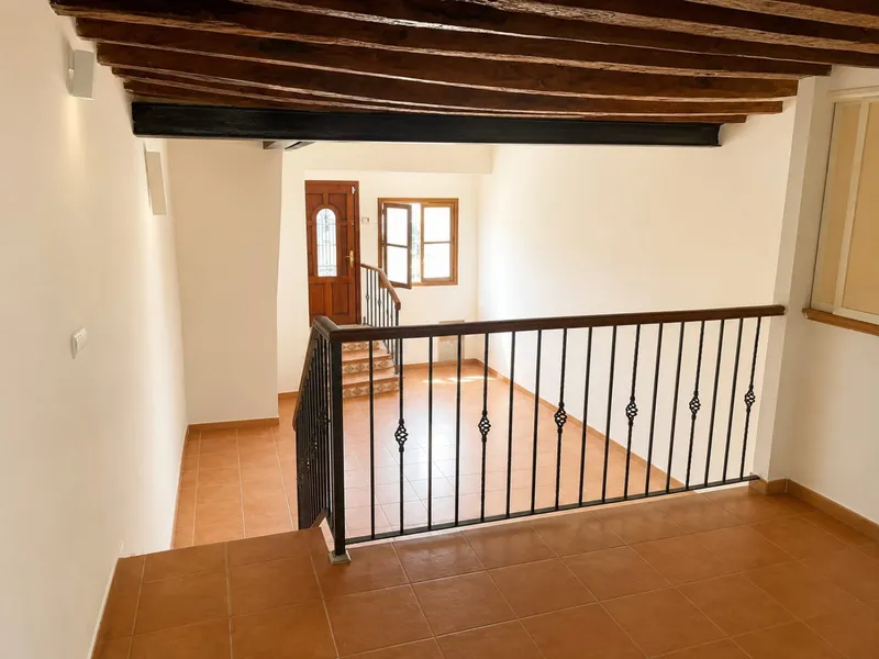 Commercial in Palma de Mallorca — photo 10