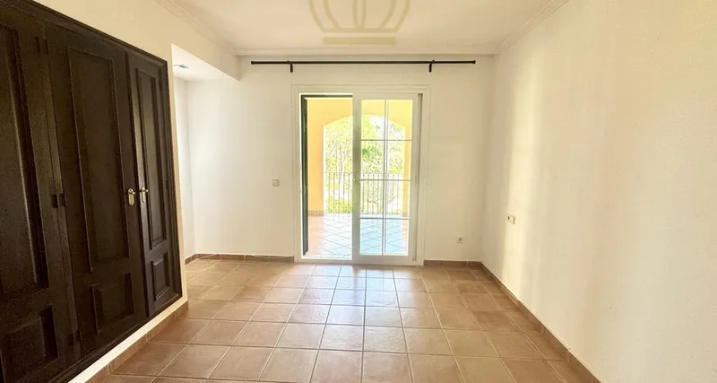 Mediterranean apartment with large terrace and pool view in Santa Ponsa - with great potential — photo 10