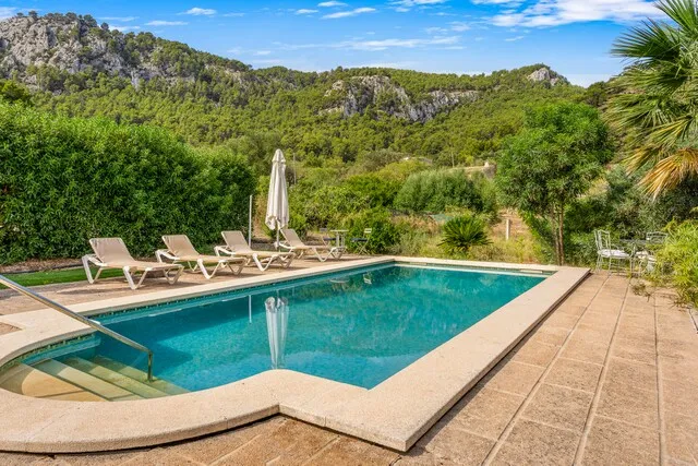 Investment Finca with Pool for Sale in S'Arracó, Southwest Mallorca — photo 2