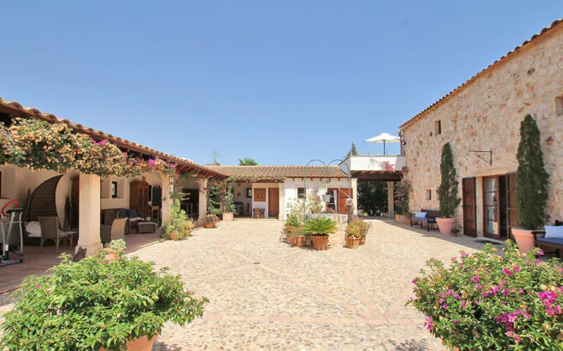 Natural stone finca with ETV licence, pool and patio refuge near Manacor – PM07400 — photo 3