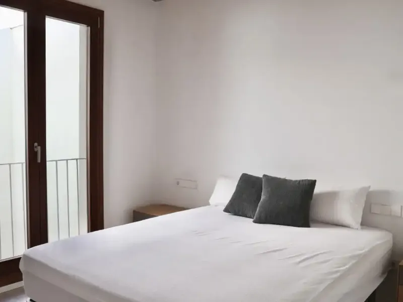 Exclusivo ático de obra nueva en primera línea de mar en Colònia de Sant Pere, con impresionantes vistas directas al Mediterráneo. — photo 8