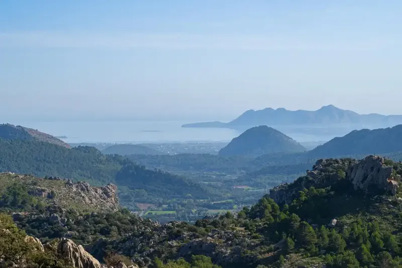 Rustic finca in the heart of the Tramuntana for sale in Escorca with spectacular views towards Pollensa Bay — photo 2