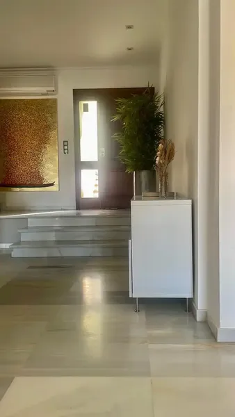 Seafront house in Cala Mendia – Long-term rental — photo 3