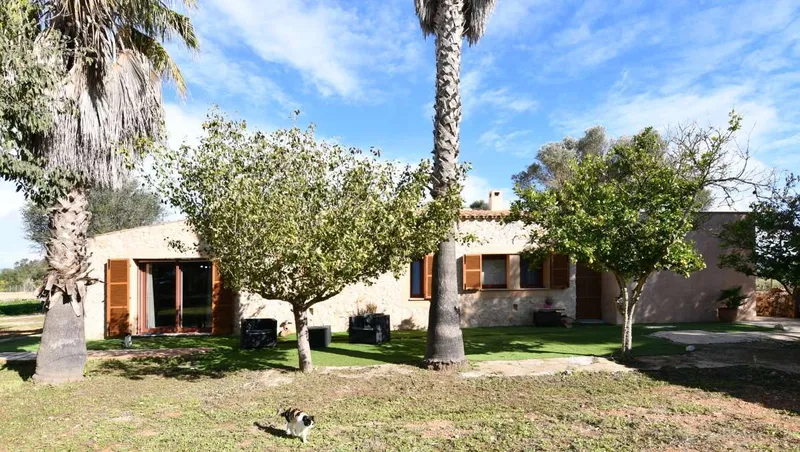 Cozy self-sufficient country house with the possibility of building a pool in Felanitx — photo 1