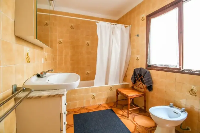 A practical townhouse in a fantastic location in the old town of Pollensa — photo 7