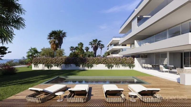 Seaside living: exclusive ground-floor home with private pool and garden in Puerto Pollensa — photo 6