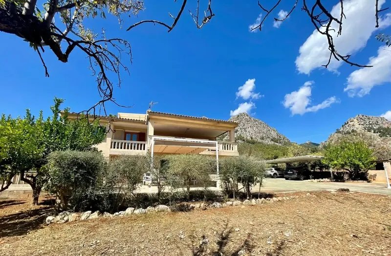 Casa rústica con terraza en venta en Bunyola — photo 4