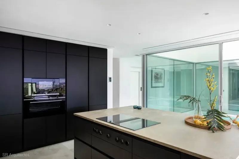 Spectacular modern and minimalist designer townhouse in the center of Costitx — photo 5