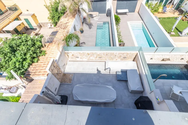 Townhouse with sea views and a patio in the idyllic town of Molinar — photo 10