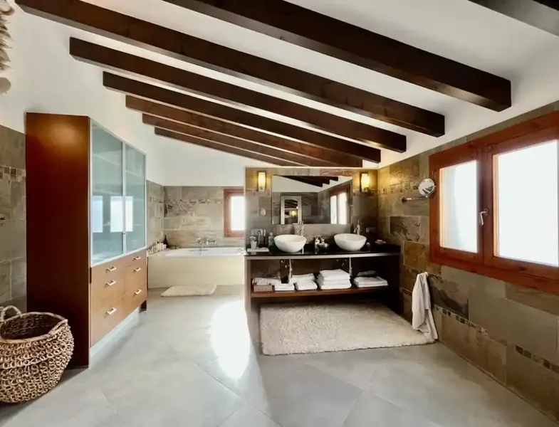 Fantastic house for sale in Vilafranca de Bonany, located on a wide and quiet street, with a total of about 339 m2 built — photo 11