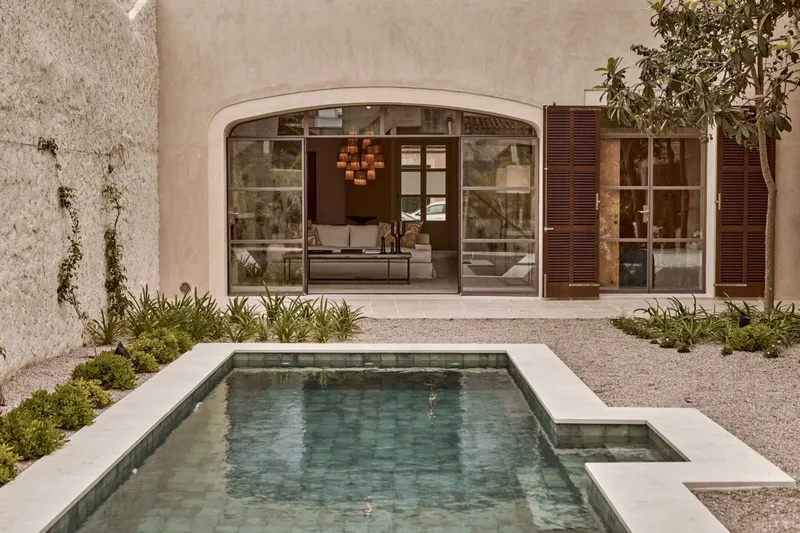 Elegant renovated townhouse with pool in Felanitx — photo 1
