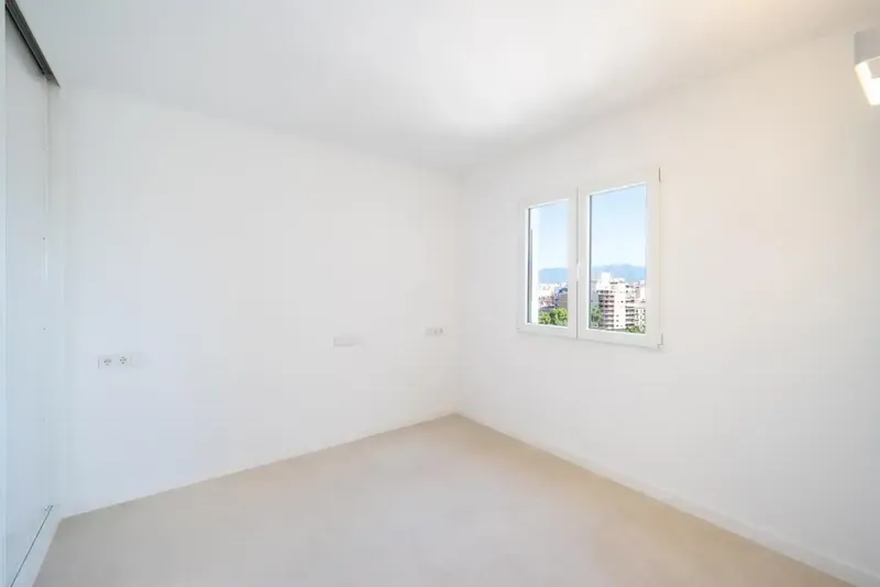 Ático en venta totalmente exterior en un edificio emblemático de la ciudad con impresionante luz natural, en la planta décima, última planta — photo 12