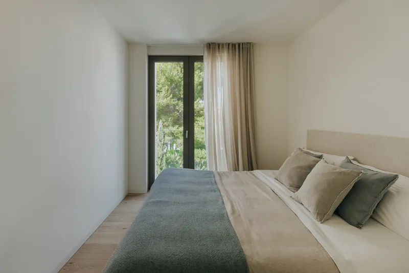 Ultra-modern apartment complex for sale in Cala Mayor with partial sea views — photo 9