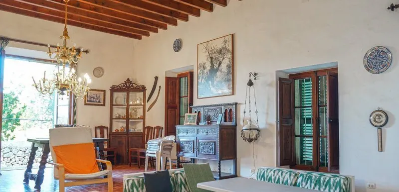 Centenary estate for sale near Palma — 1,144 m², 14 ha and 6 historic buildings — photo 8