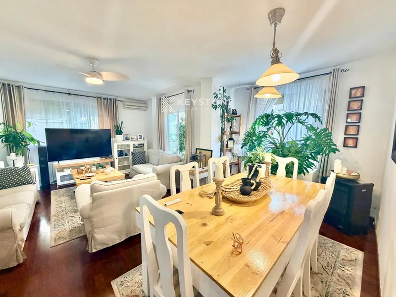 Apartment — photo 1