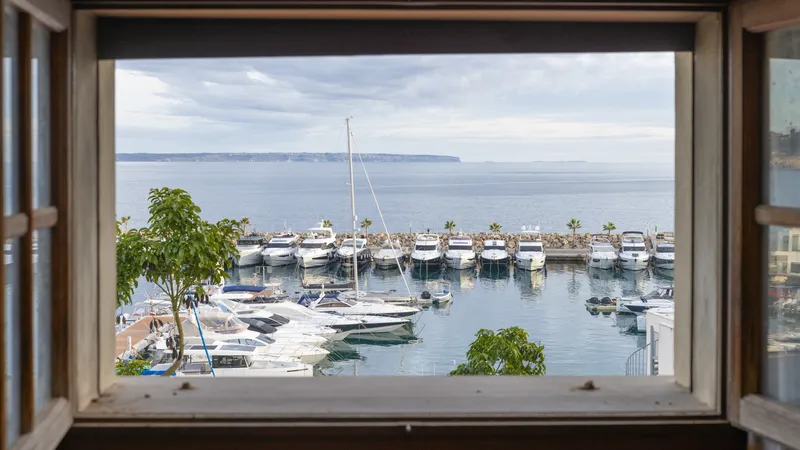 Investment! House in Cala Nova, first line with magnificent harbor and sea views — photo 1
