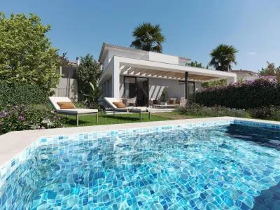 House - Manacor (Cala romantica) , Built Surface 300m 2 , 2 Bedrooms, 2 Bathrooms, Pool. — photo 1