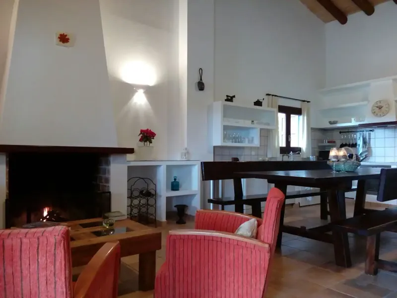 Chalet with pool for rent in Vilafranca de Bonany — photo 1