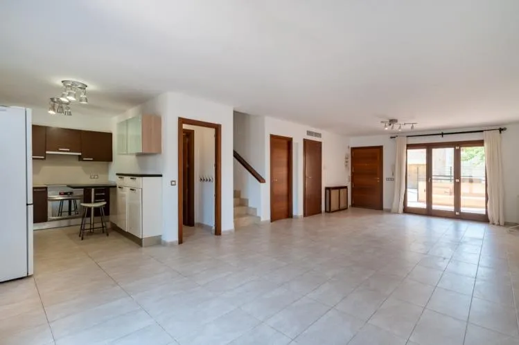 Townhouse in Puigpunyent, Puigpunyent area (village) — photo 5