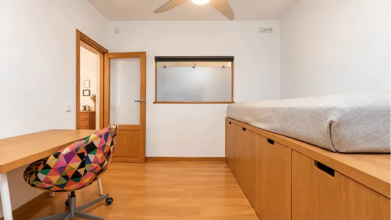 In the heart of Palma's historic old town lies this charming penthouse. The property is located on the third floor of a building — photo 6