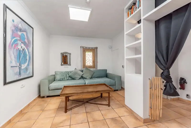 This unique finca with approx. 200 m² of living space combines traditional Mallorcan style with attractive appreciation potential — photo 7