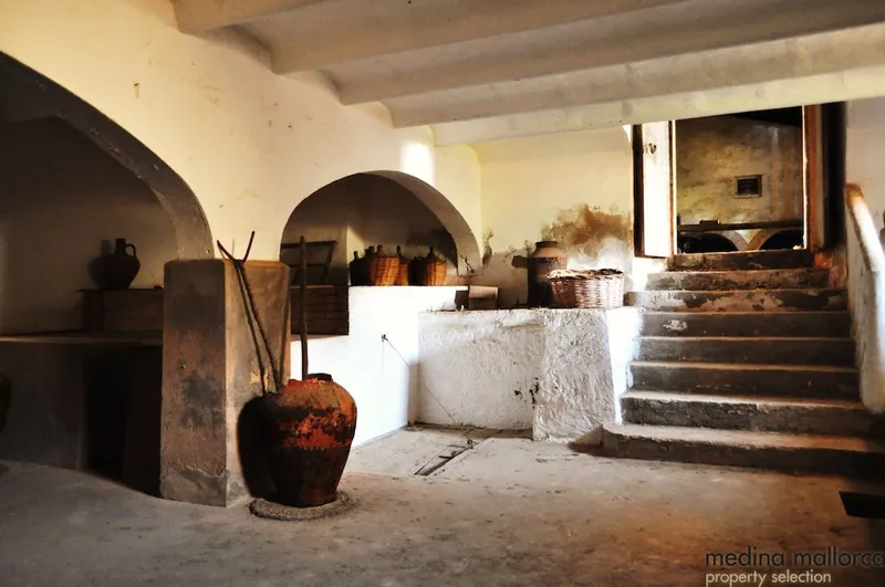 Important Mallorcan estate a few km from Palma — photo 11