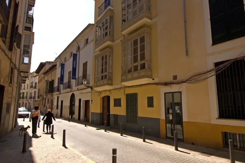 Building — photo 9