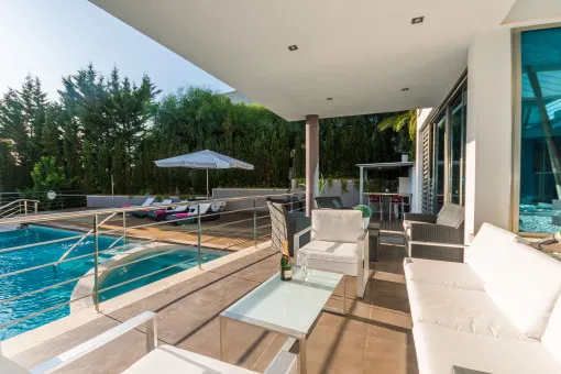 Puerto Alcudia, impressive chalet with holiday rental license in the luxurious Cielo de Bonaire neighborhood — photo 11