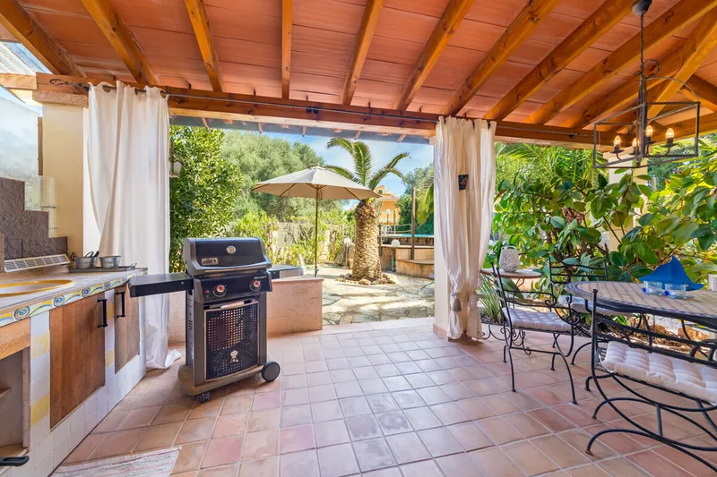 Detached house for sale in Sa Ràpita – Mediterranean garden, private pool and lots of privacy — photo 4