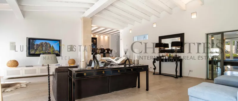 Modern Mediterranean finca near Port Andratx in the southwest of Mallorca with sea views and guest houses — photo 5