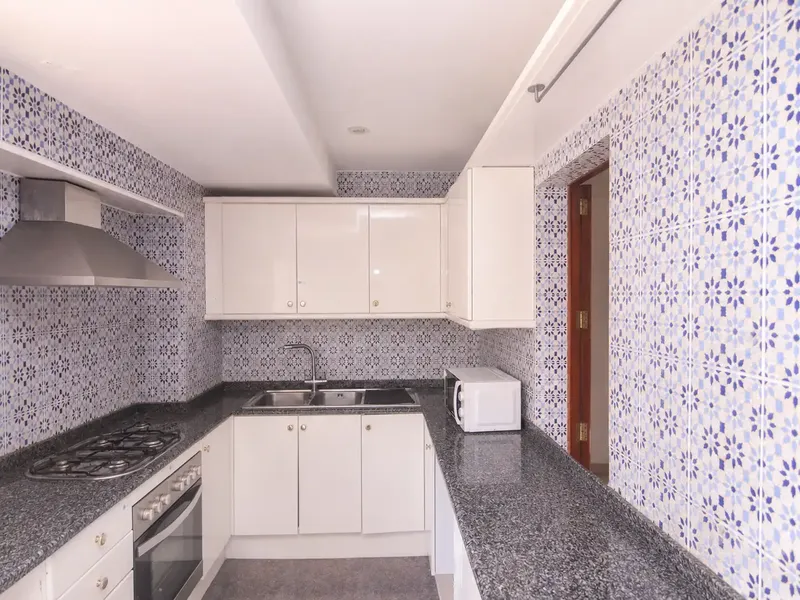 Charming townhouse in Palma de Mallorca with beautiful views of Plaza del Progreso and a privileged location — photo 9