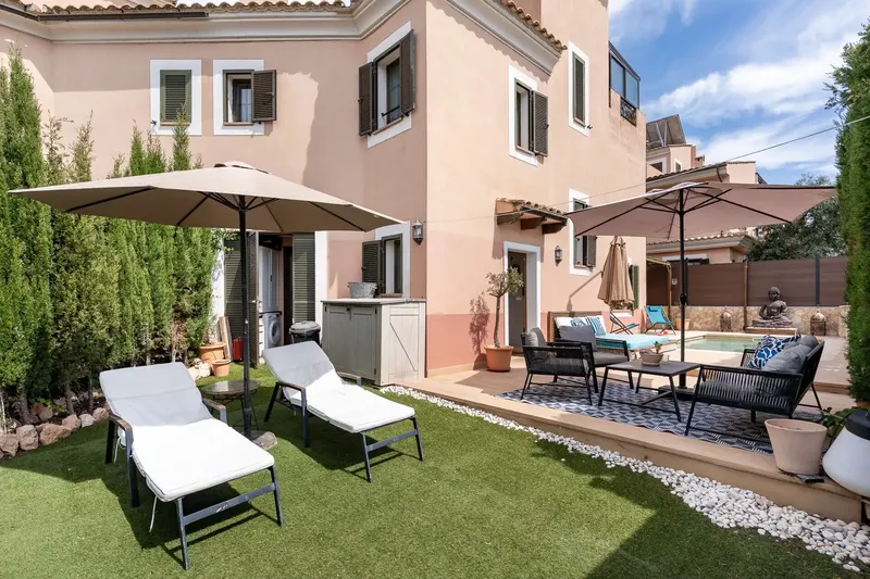 Charming townhouse with private garden and pool in Puig de Ros — photo 7