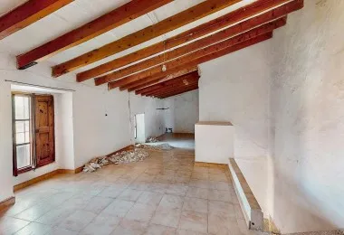 Large traditional house to renovate in Ses Alqueries — photo 7
