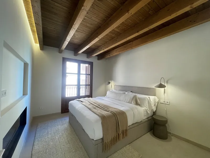 Ultra-luxury penthouse with private terrace, elevator, and parking. 3 bedrooms, 3 bathrooms. — photo 5