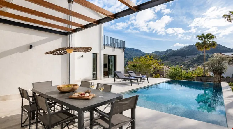 Contemporary designer villa with mountain vistas for sale in Esporles — photo 3