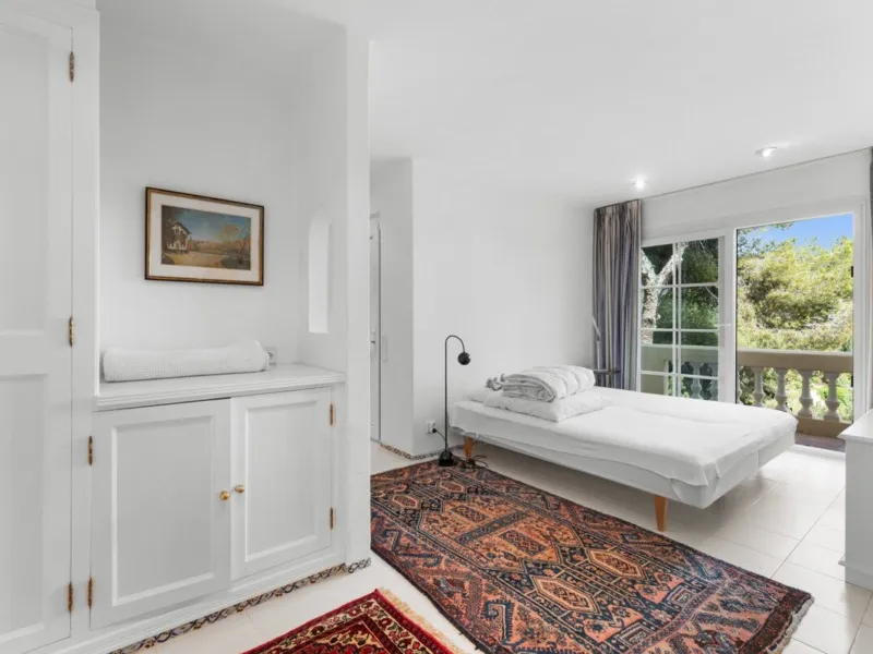 Mediterranean villa for sale in Costa de la Calma with partial sea views — photo 8
