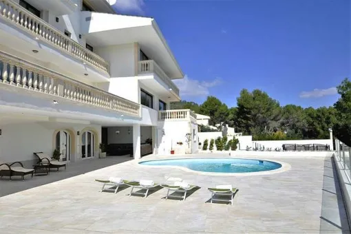 Son Vida: Modern and spacious villa in idyllic location with pool in Son Vida — photo 2