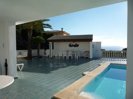 Villa in spectacular location — photo 6