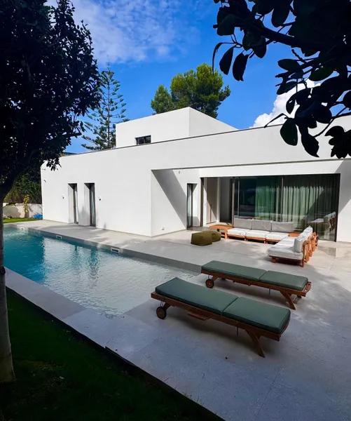 Contemporary design villa in one of the most sought-after areas of Santa Ponsa — photo 2