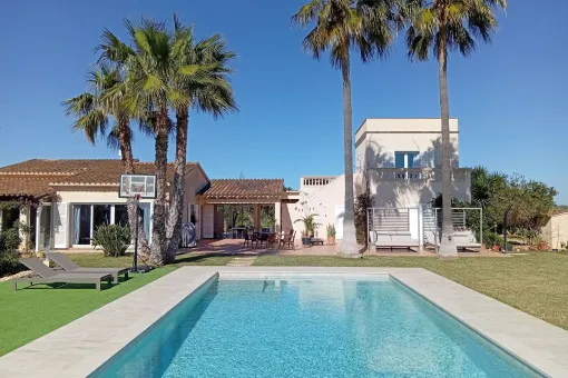 Ses Salines, Idyllic finca with large pool and extensive grounds near Ses Salines — photo 2