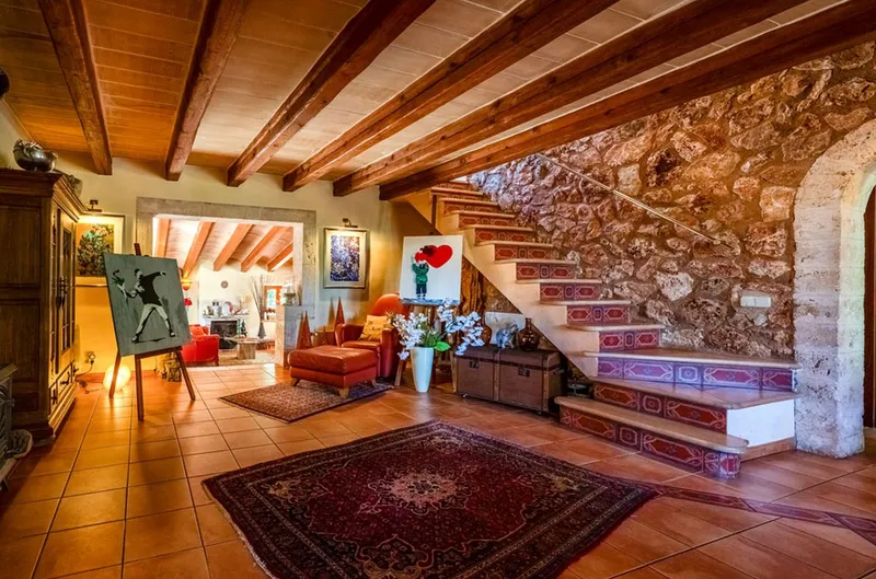 Self-sufficient finca near Portocolom with guest house at woodland edge — photo 3