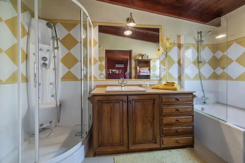 Charming townhouse for sale in Pollensa, on a corner plot on a quiet residential street, just a short — photo 8