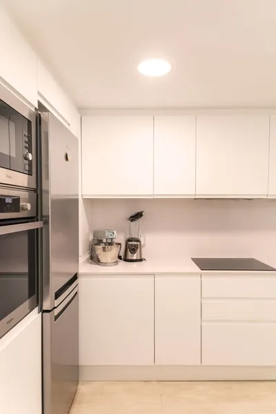 Beautiful 4-bedroom apartment near the beach in Palmanova — photo 8